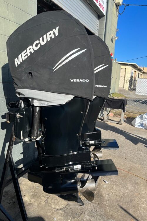 Pair 2013 Mercury 300hp Verado 4 Stroke Outboard Motor