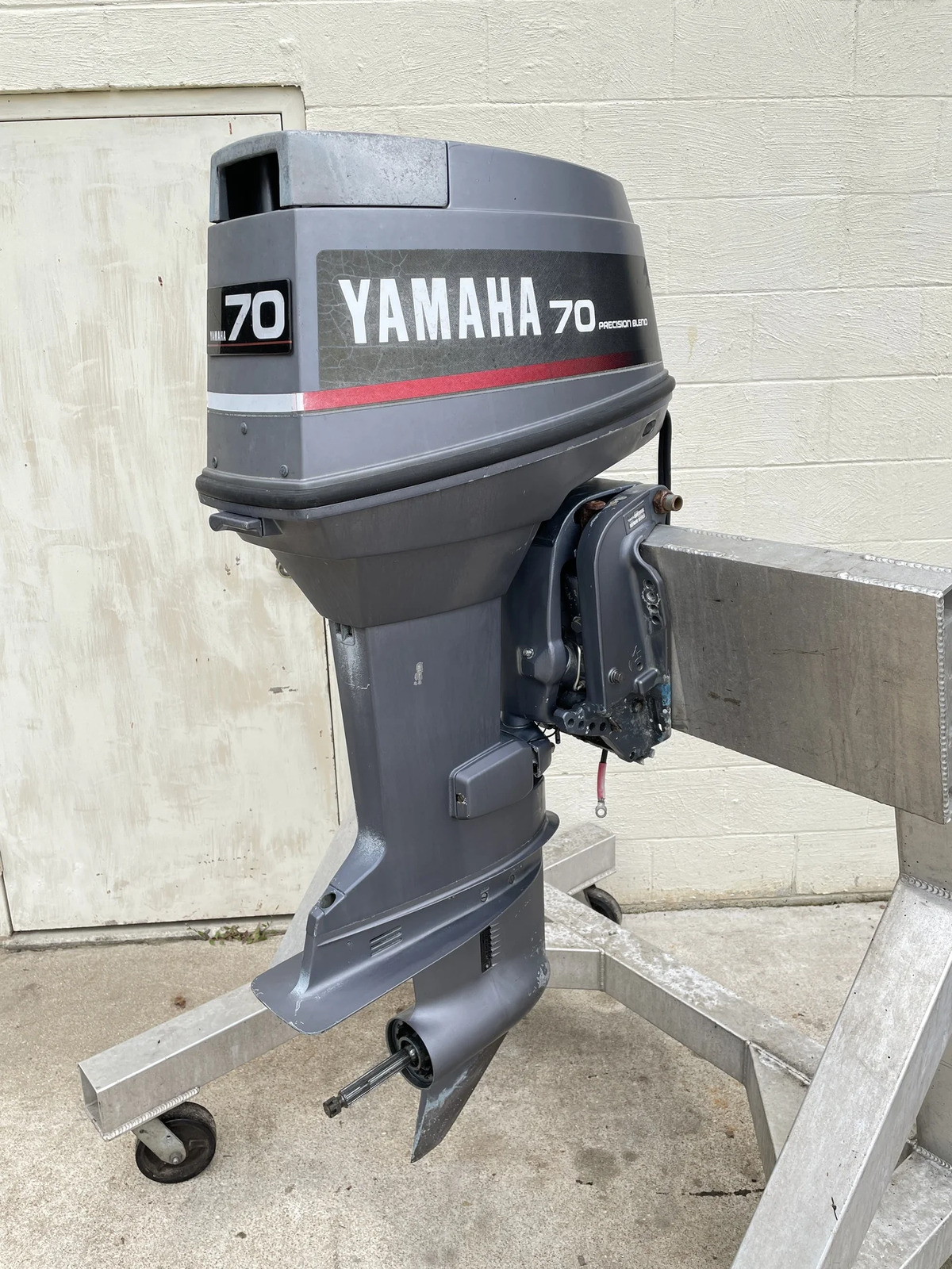 Yamaha 70HP 3 Cylinder 2 Stroke 20″ Shaft Outboard Motor